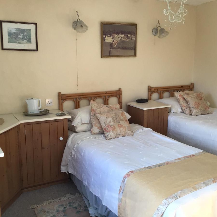 Barn Park Farm, Bed And Breakfast Stockland Exterior foto